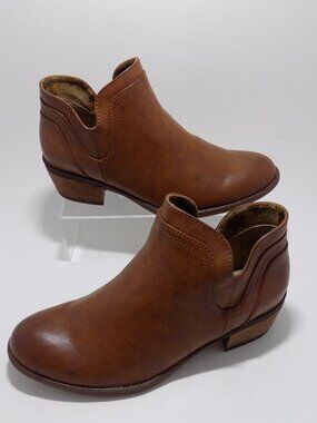 B.O.C Ankle Boots Women's Size 6